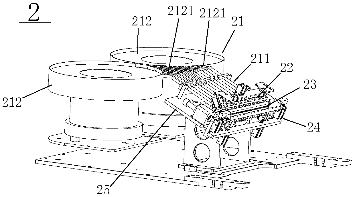 Automatic hanging device for electroplating