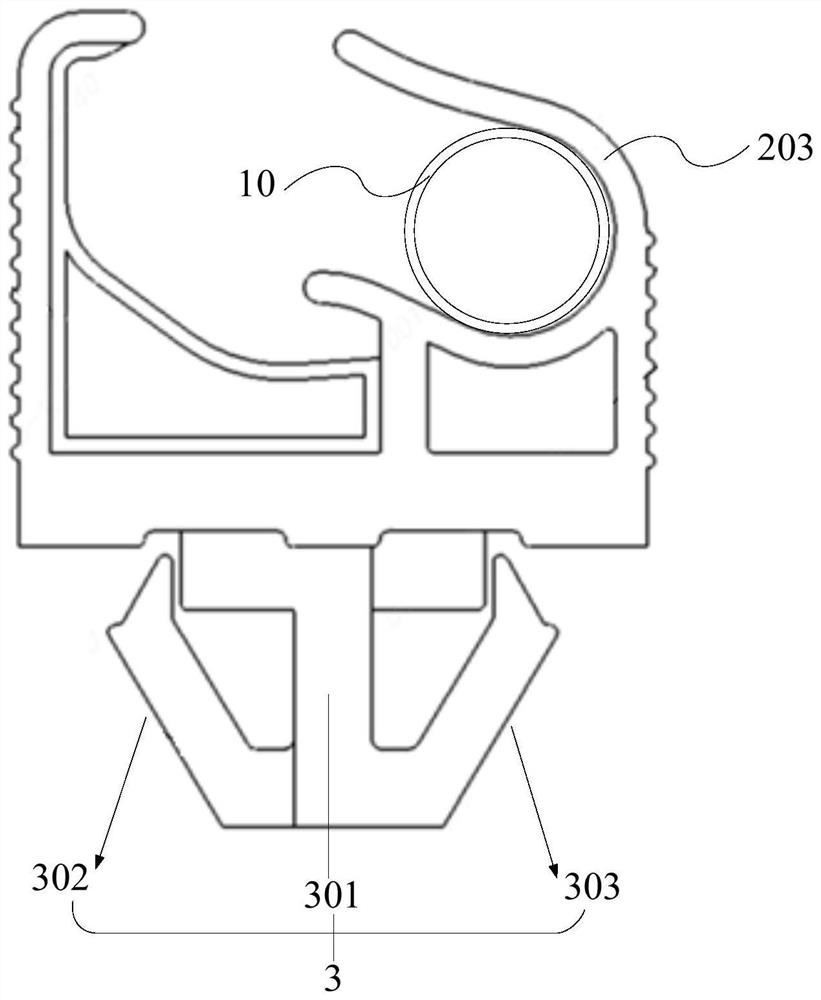 Fixing structure of engine cover strut and vehicle