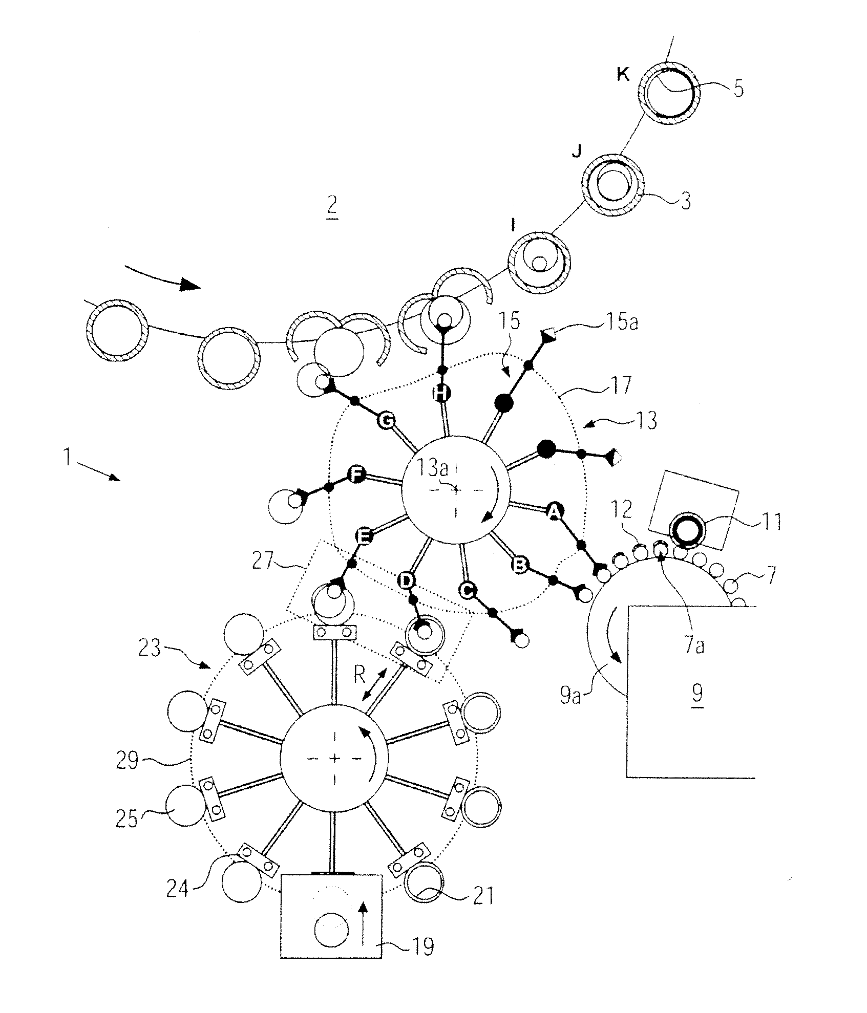 Labeler and a labeling method for labeling plastic bottles in a blow mold, in particular in a rotary blow molder