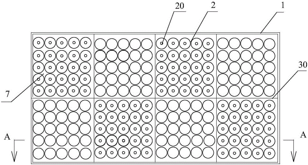 Cooling method of battery pack and battery pack with cooling device