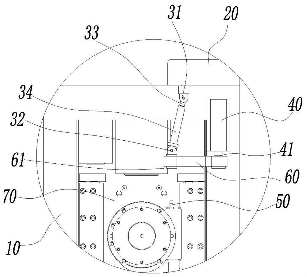 Axial adjusting device of rollers