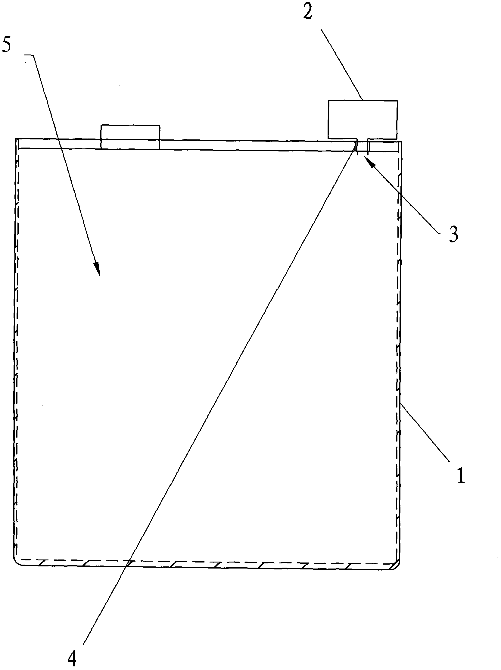 Secondary lithium ion battery and electric capacity improving method thereof