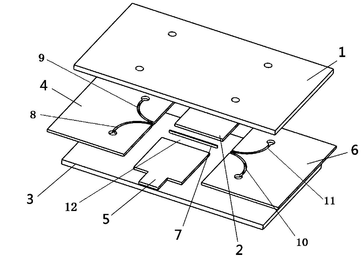 Microfluidic fuel cell having diaphragm