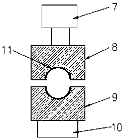 Straightening device for processing steel wire rope