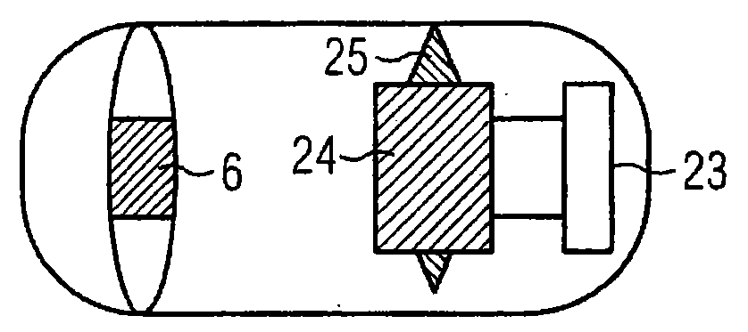 Endoscopic capsule with device for assisting capsule advancement under edge friction condition