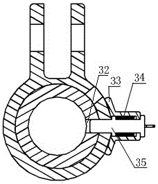 A missile spreader capable of quick adjustment and automatic locking