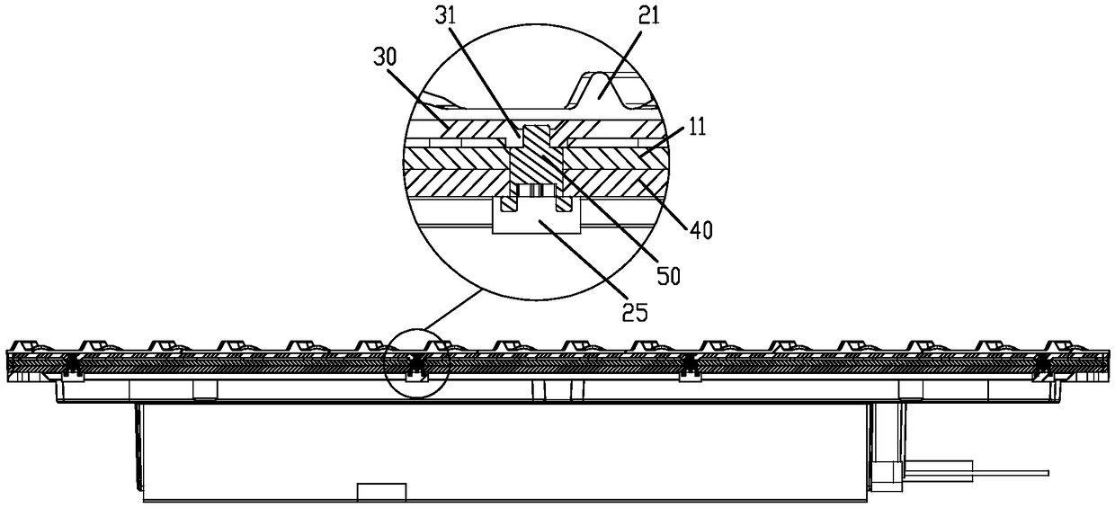 Double-heat-conductive-piece clamping-plate-type LED display unit module