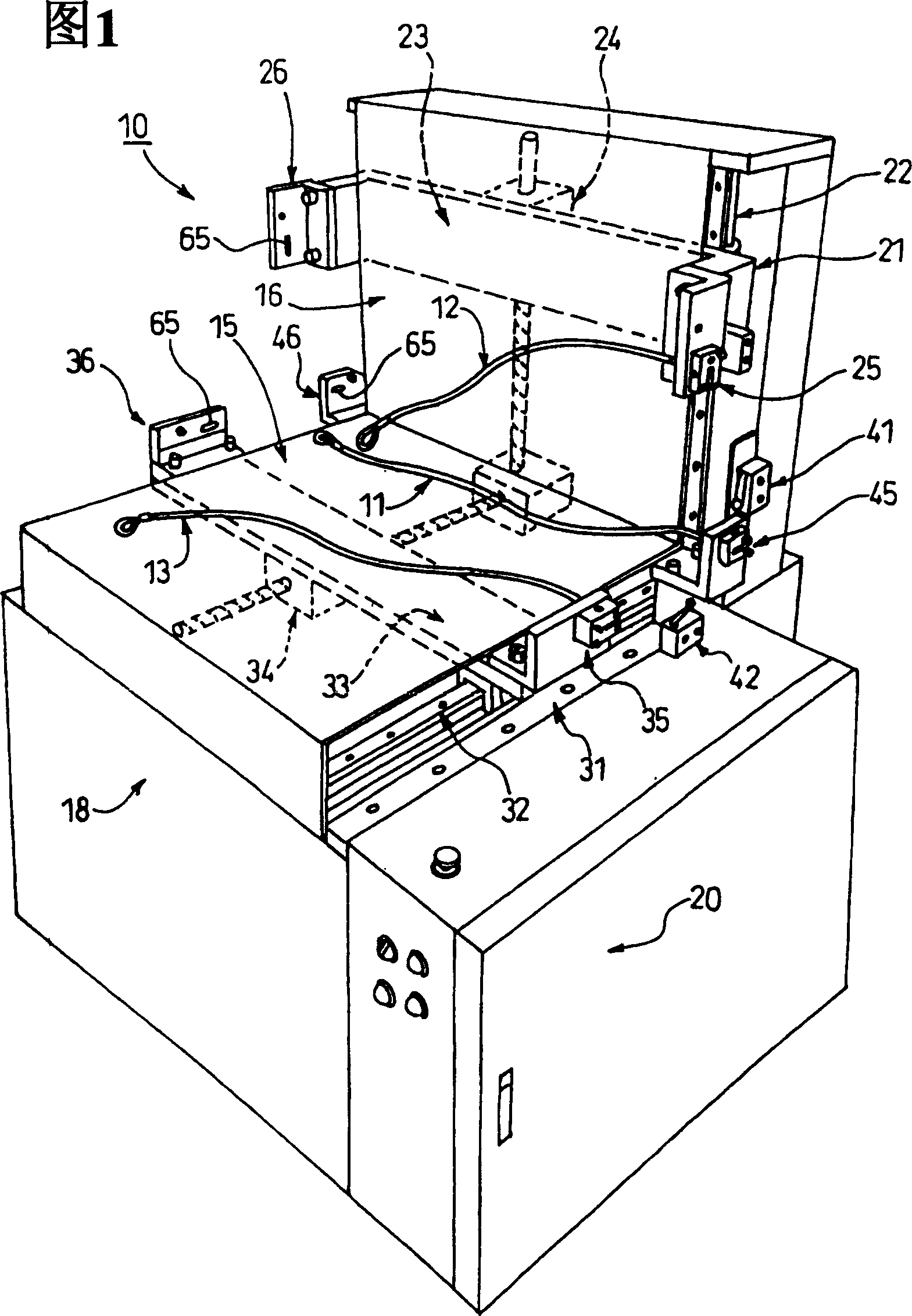 Method of inserting wire in rubber sleeving and rubber sleeving expander