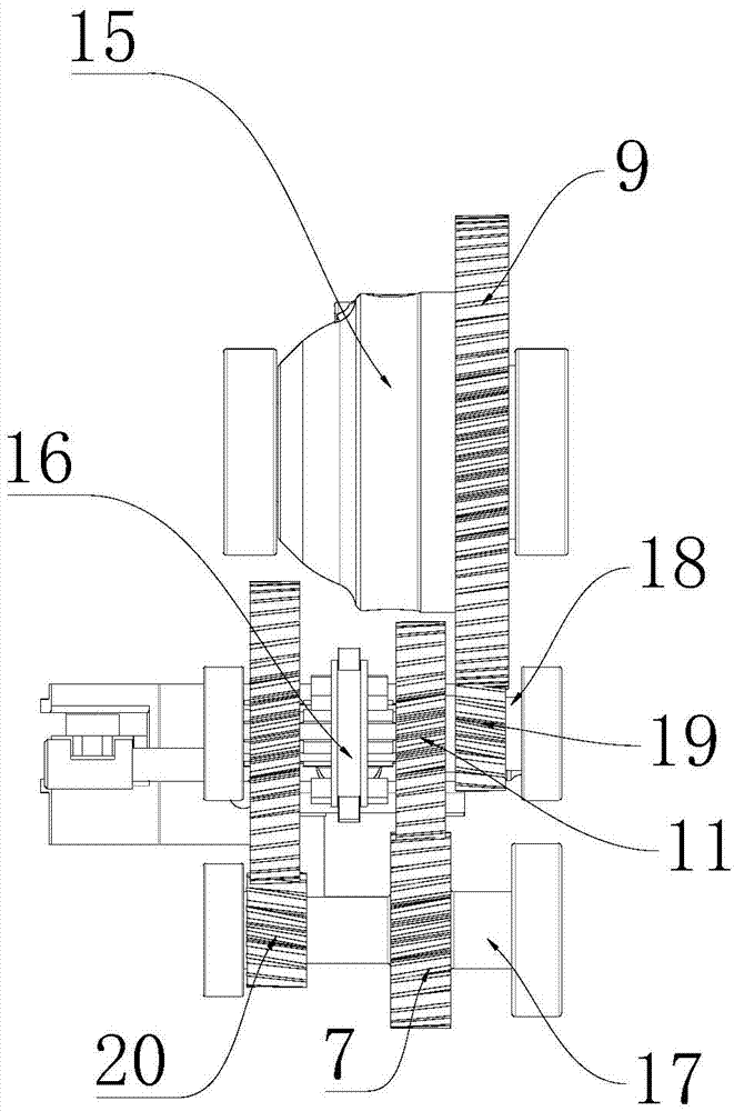 Electric automatic gear shifting tricycle or quadricycle rear-drive shifter