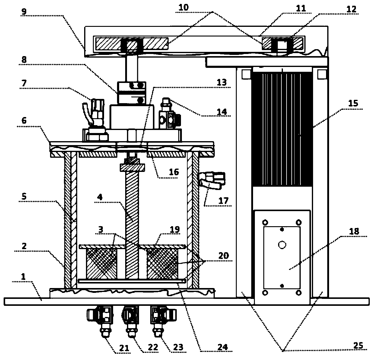 Water treatment device and method for reinforcing ozone mass transfer and oxidation process