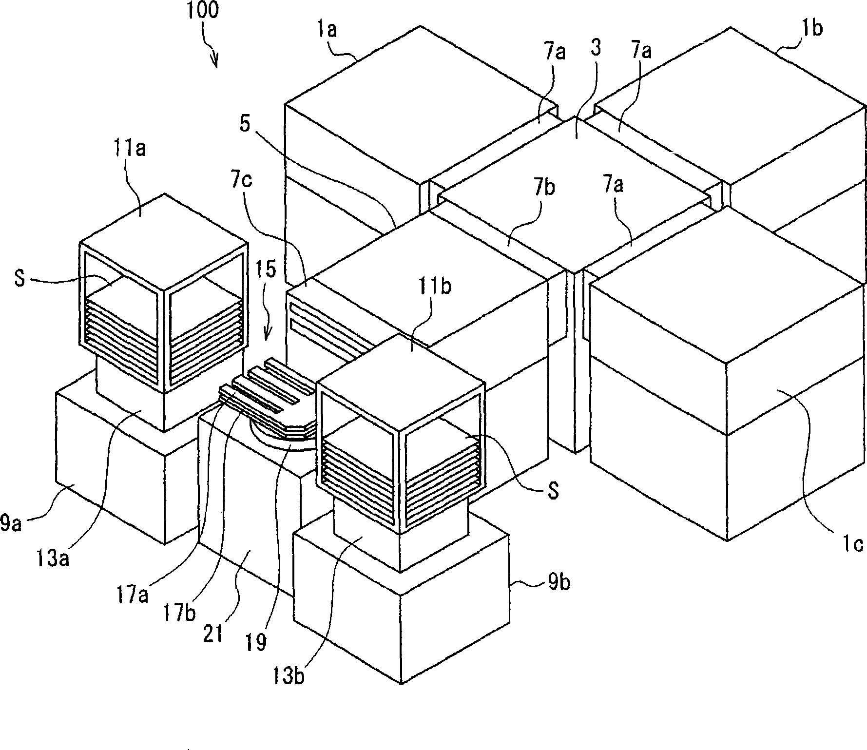 Processing container an plasma processing device