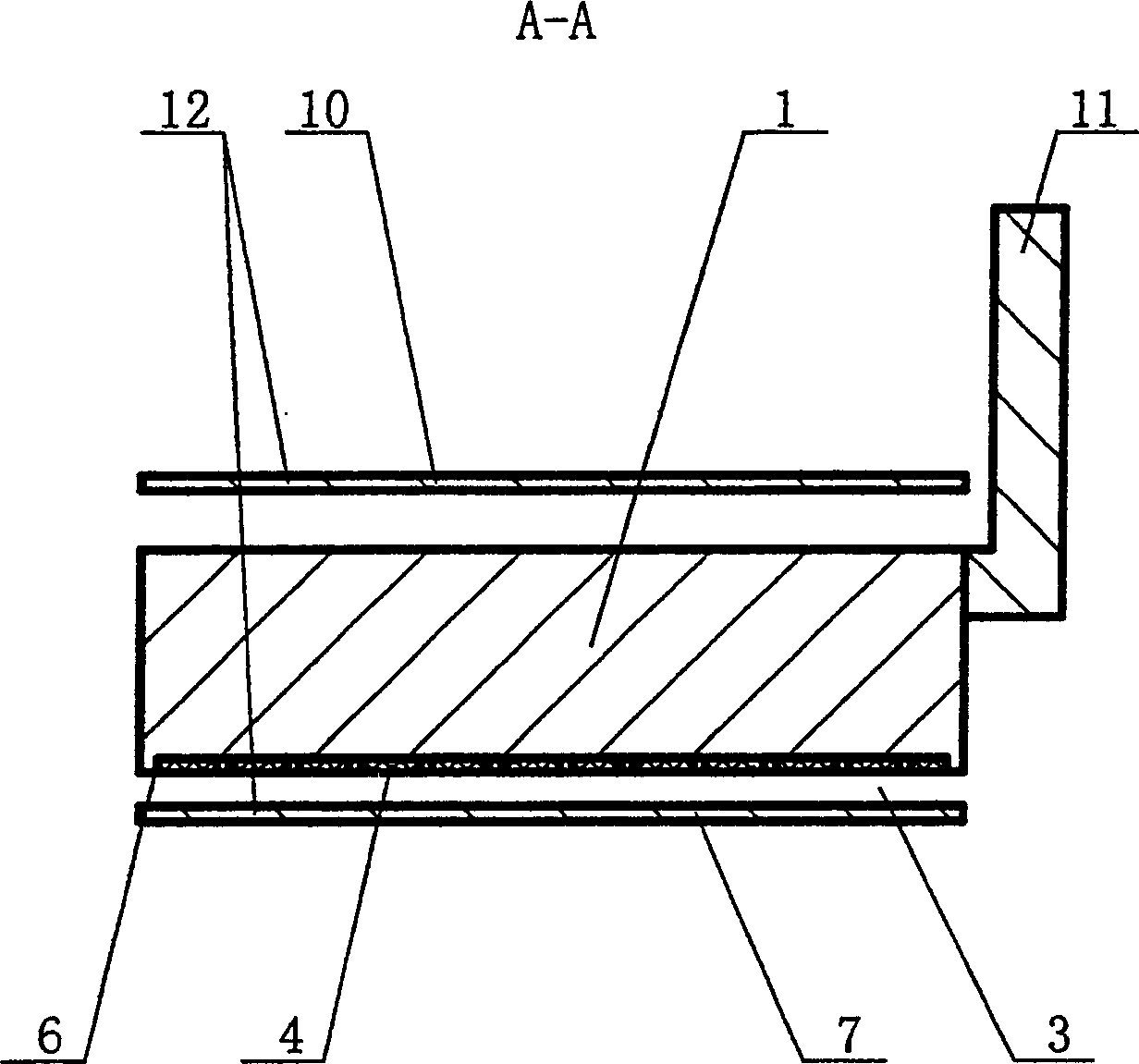 External magnetic insulation ion diode for prdoucing large area strong flow pulse ionic beam