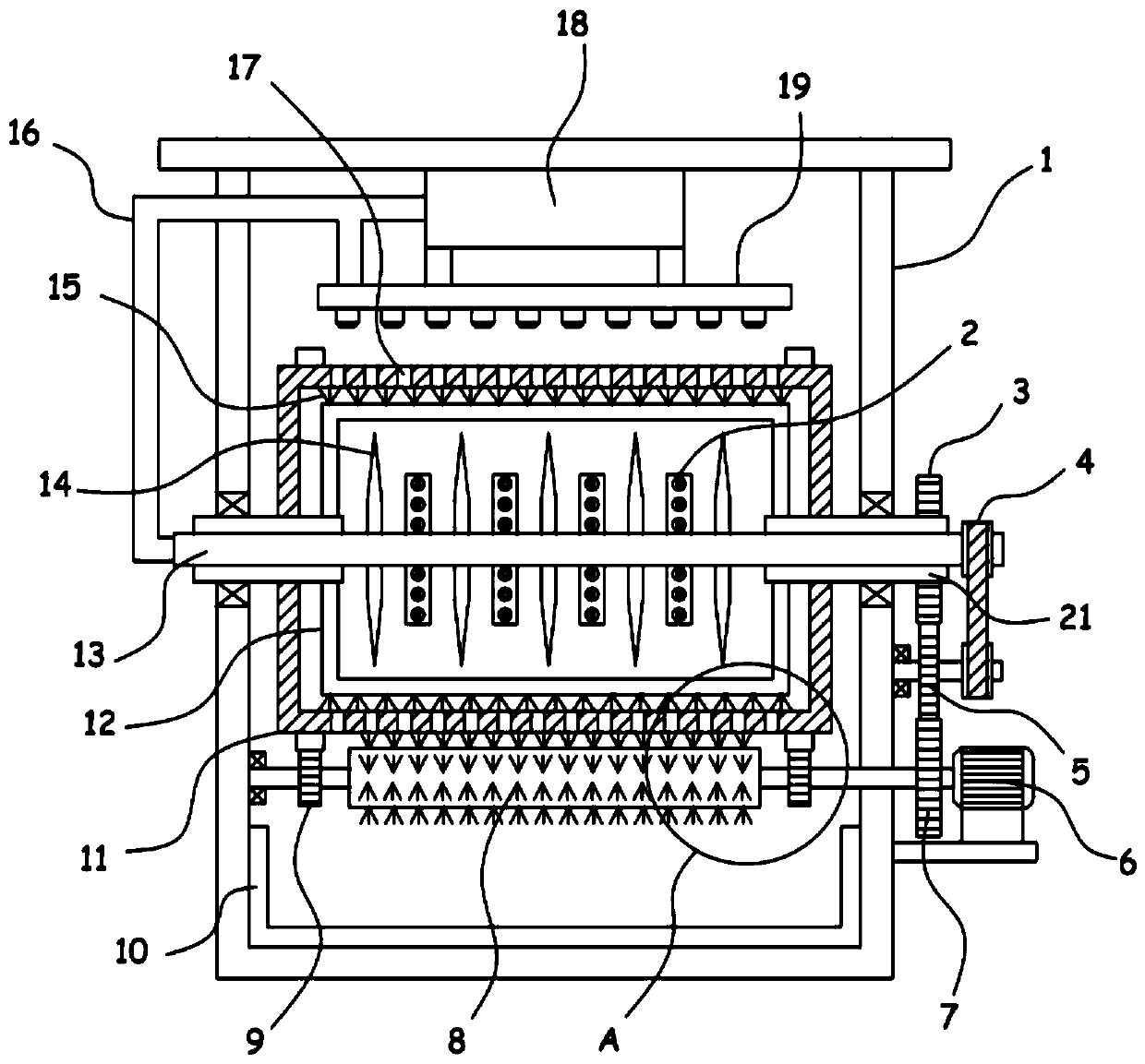 Forage processing and refining device for livestock breeding