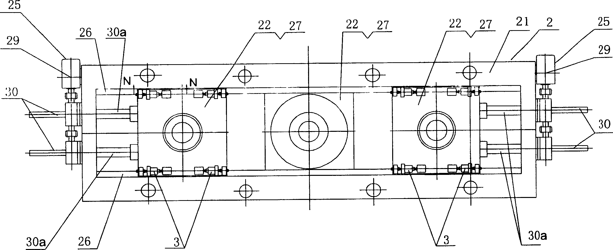 Straightener for 3D round bar with multiple skew rollers