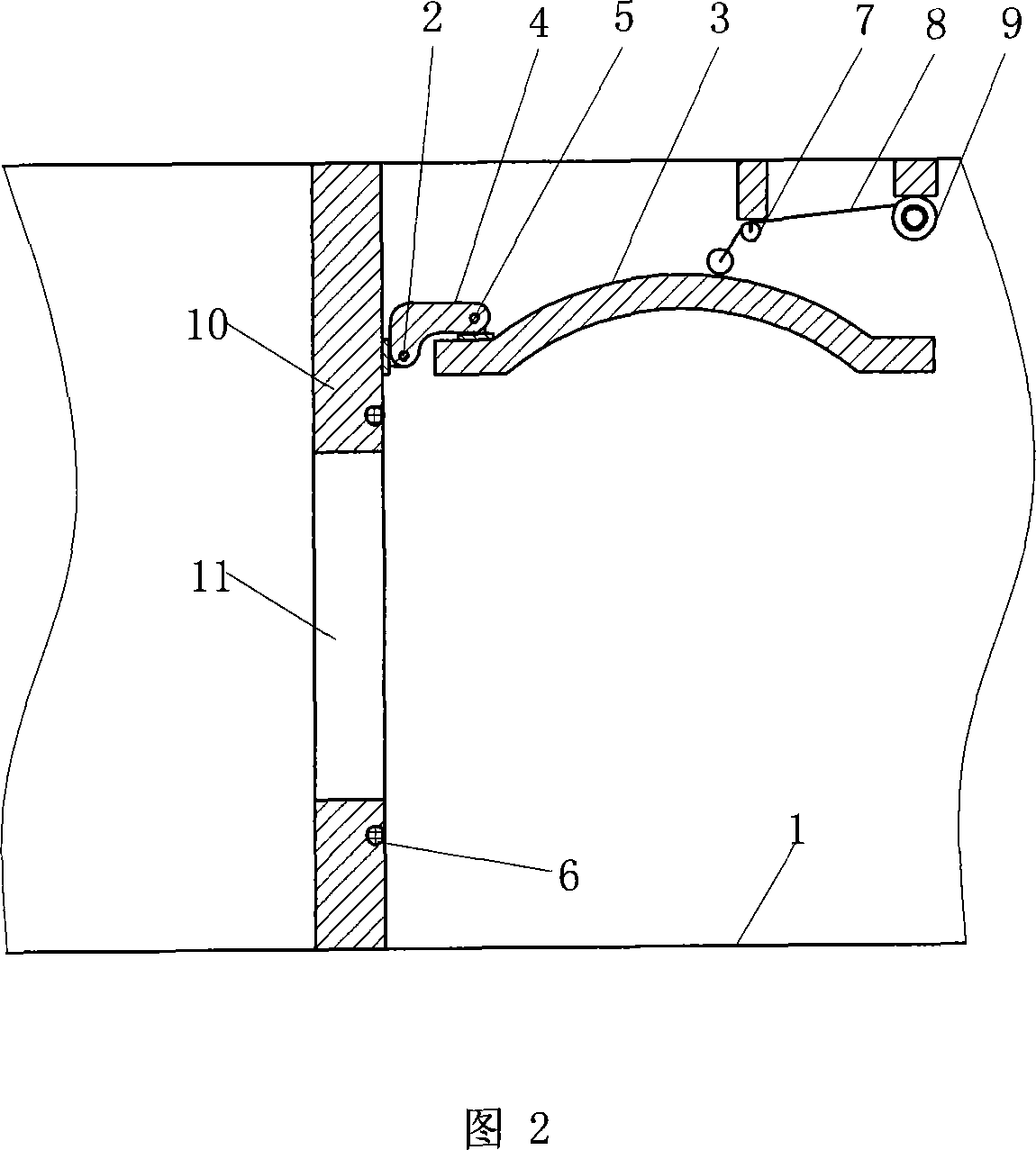 Hermetic door for vacuum pipe system