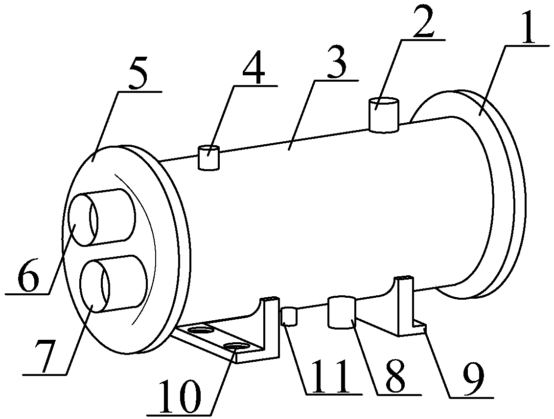 Shell-and-tube type water condenser with single system