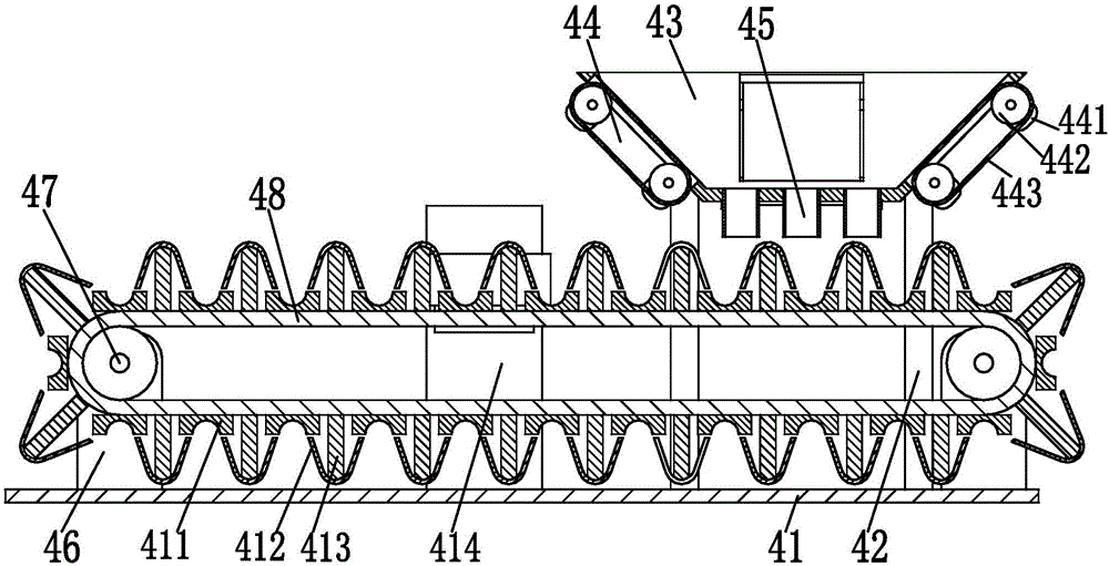 Deviation correcting and conveying device special for lithium battery cores