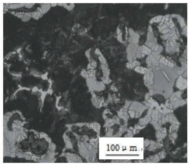 Alloy vermicular graphite cast iron for railway vehicle brake disc and smelting method of alloy vermicular graphite cast iron