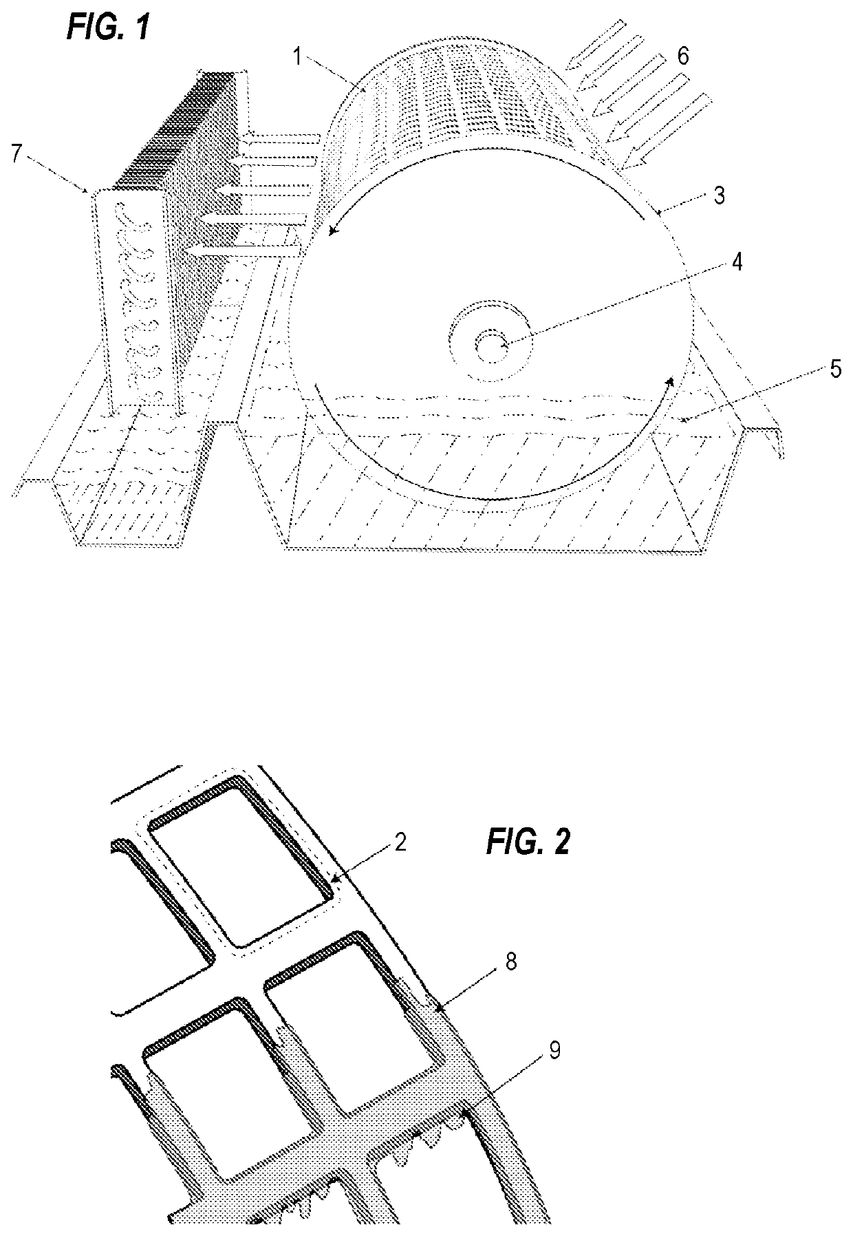 System for the purification of water by cold evaporation through fractionated surfaces