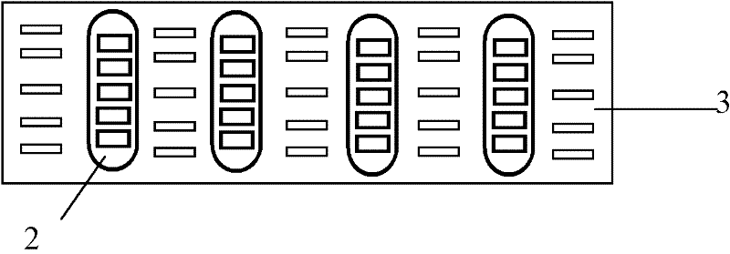 Flat tube heat exchanger and assembling method thereof