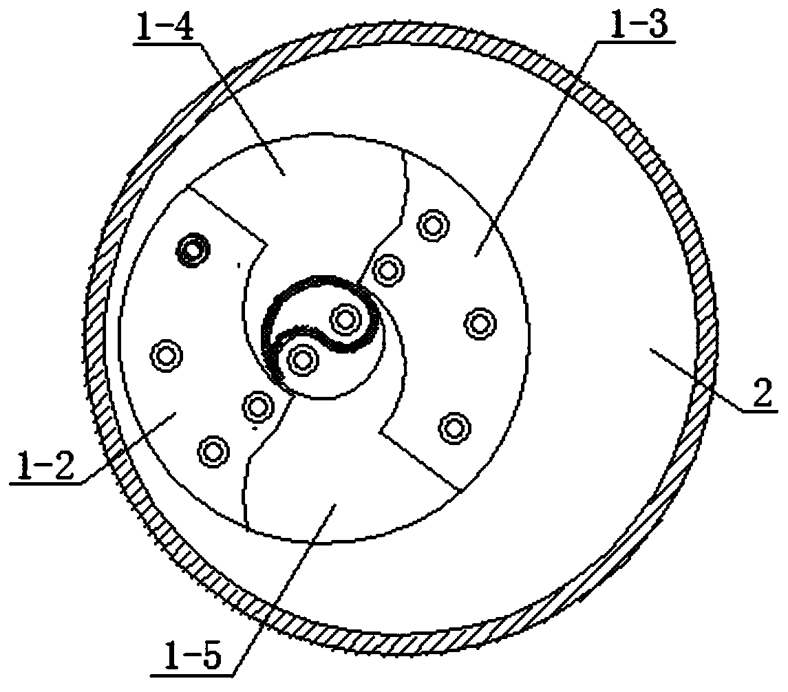 Crushing method, swirling collision crushing mechanism and multipolar crushing device