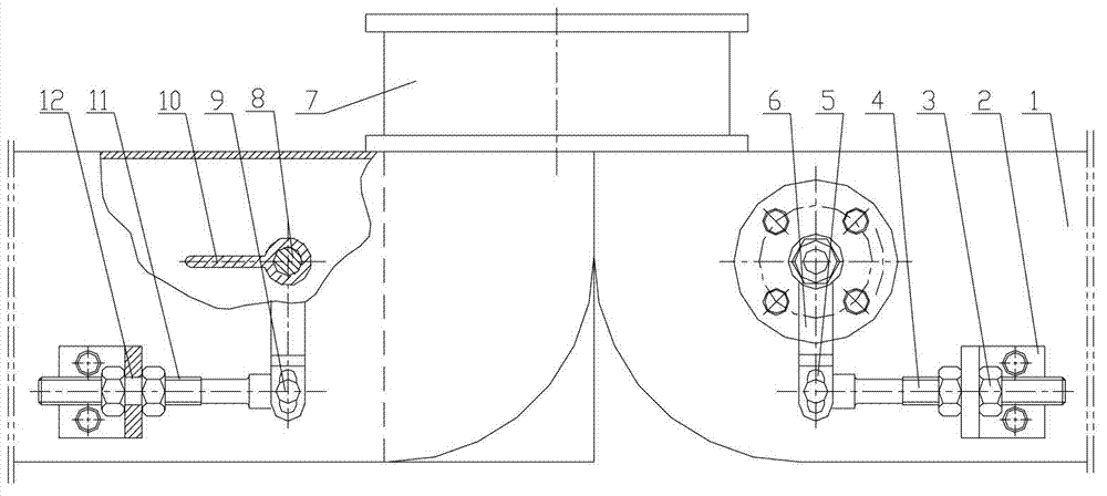 Adjustable air passage for locomotives