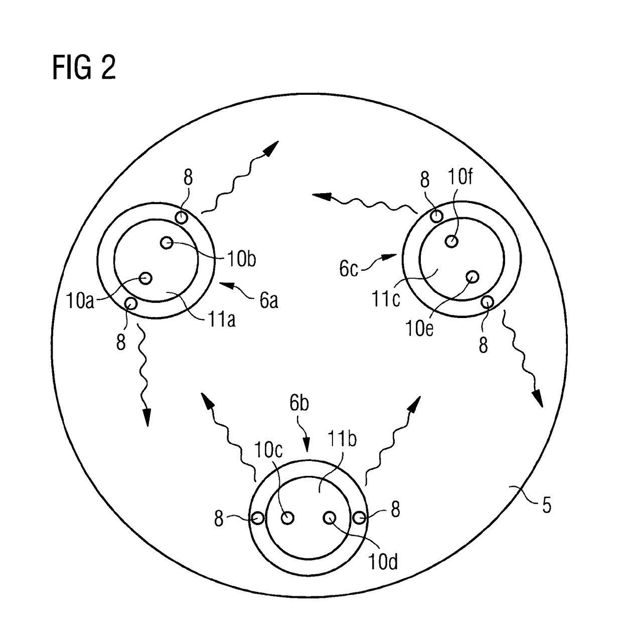 Method and device for supplying energy into a scrap metal pile in an electric arc furnace