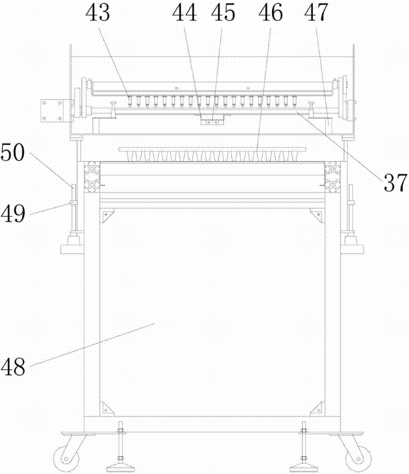 Tray seeder with self-cleaning suction nozzles