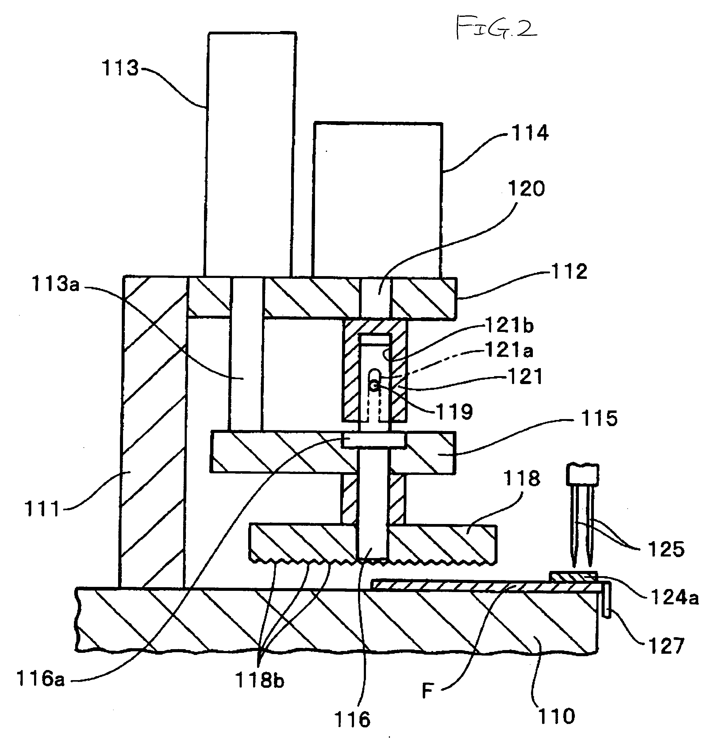 Edge sewing apparatus