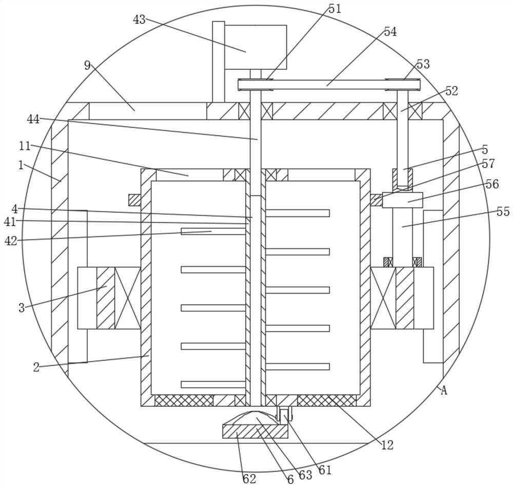 Grinding device for sesame paste processing