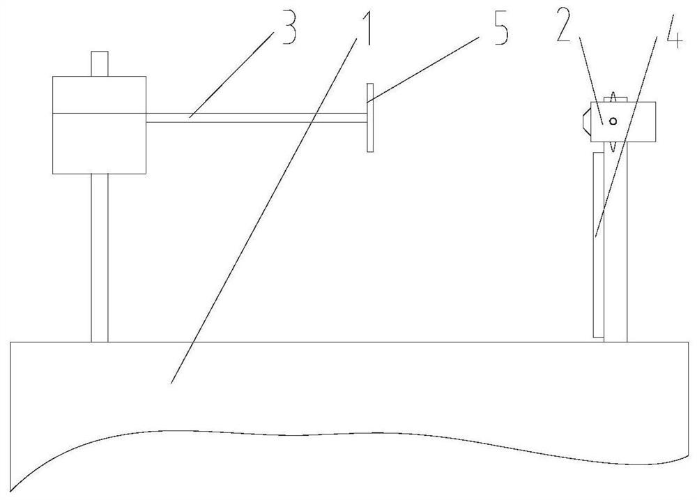 Method and device for measuring Young's elastic modulus of material by using cantilever beam or overhanging beam