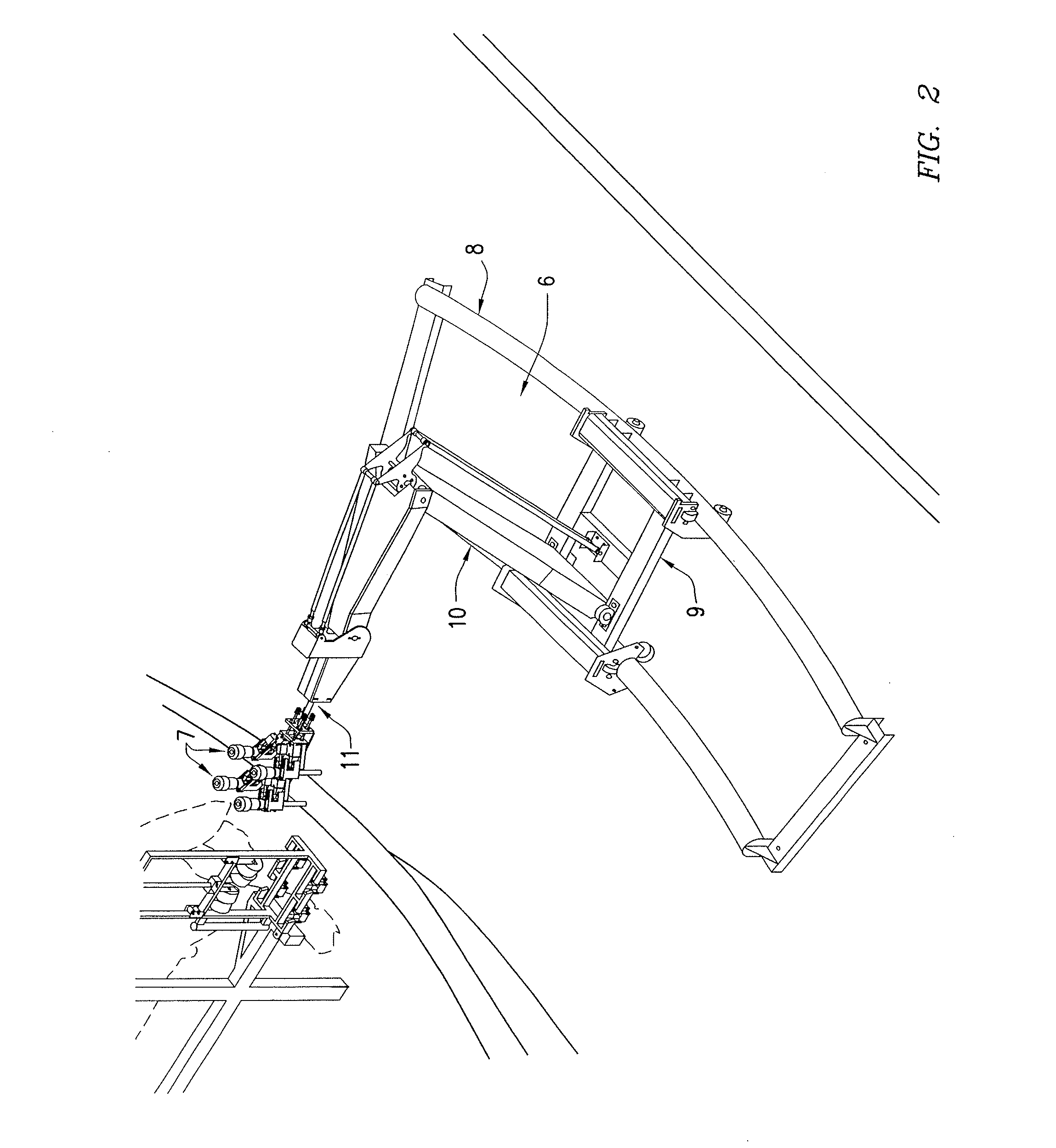 Robot and method for milking a cow by this robot