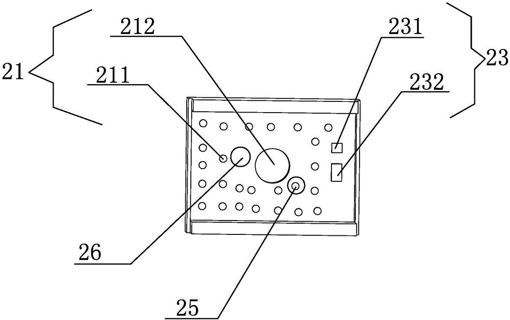 Full-automatic intelligent fruit and vegetable cleaning equipment and full-automatic intelligent fruit and vegetable cleaning method