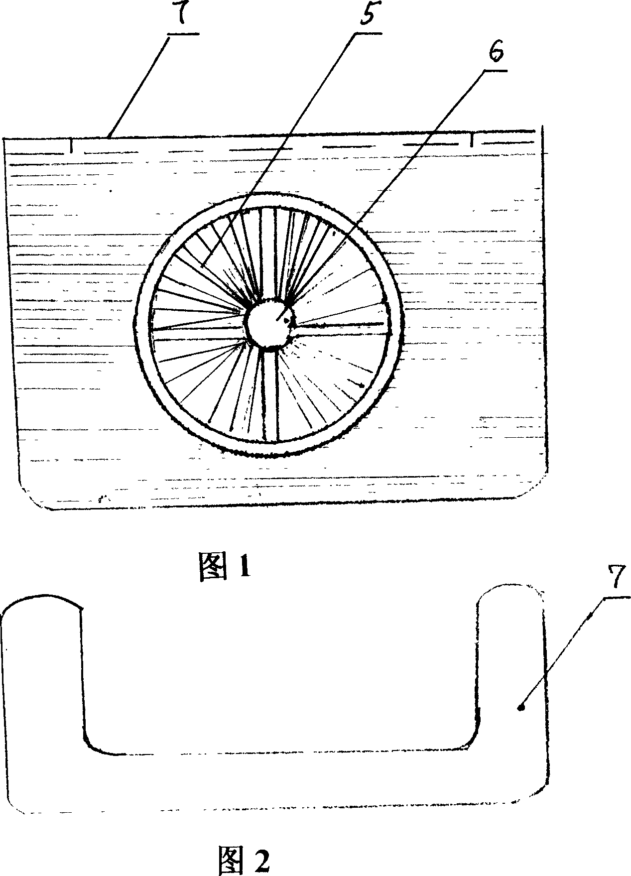 Exhausting device of cabinet air conditioner