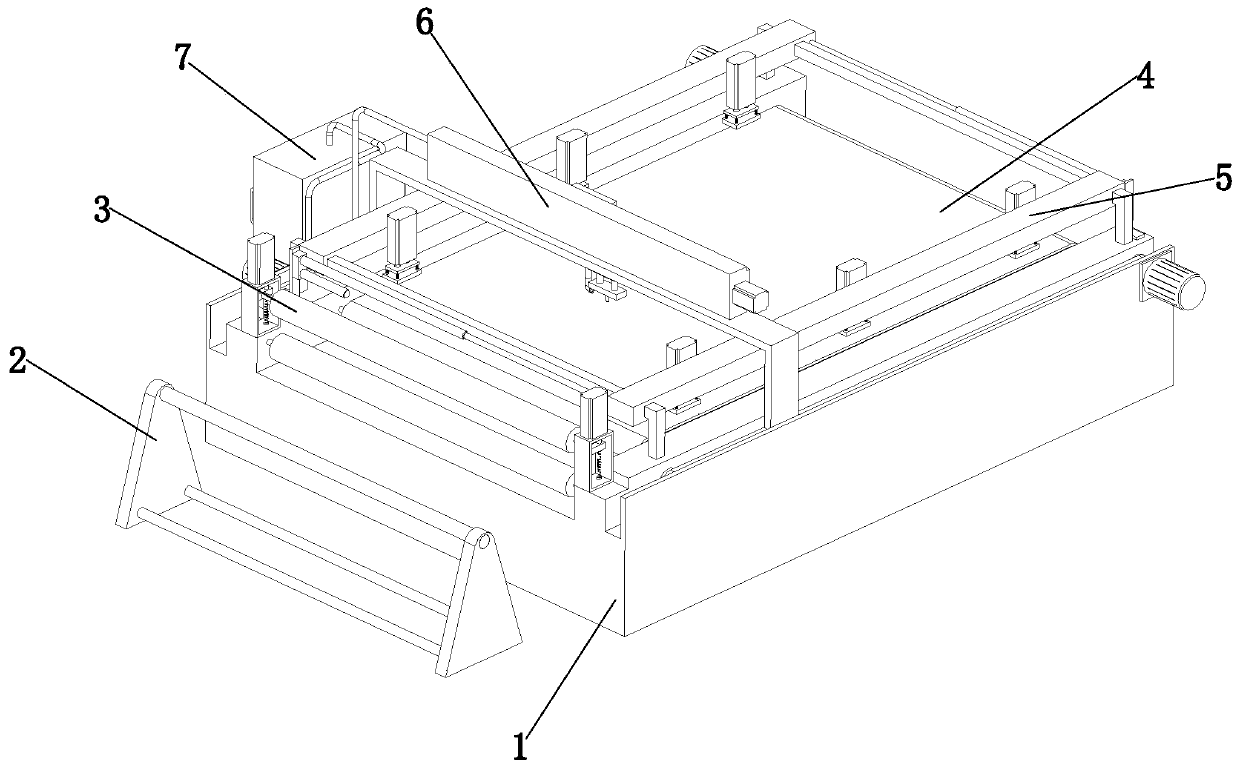 Rapid automatic cutting device for woven fabric