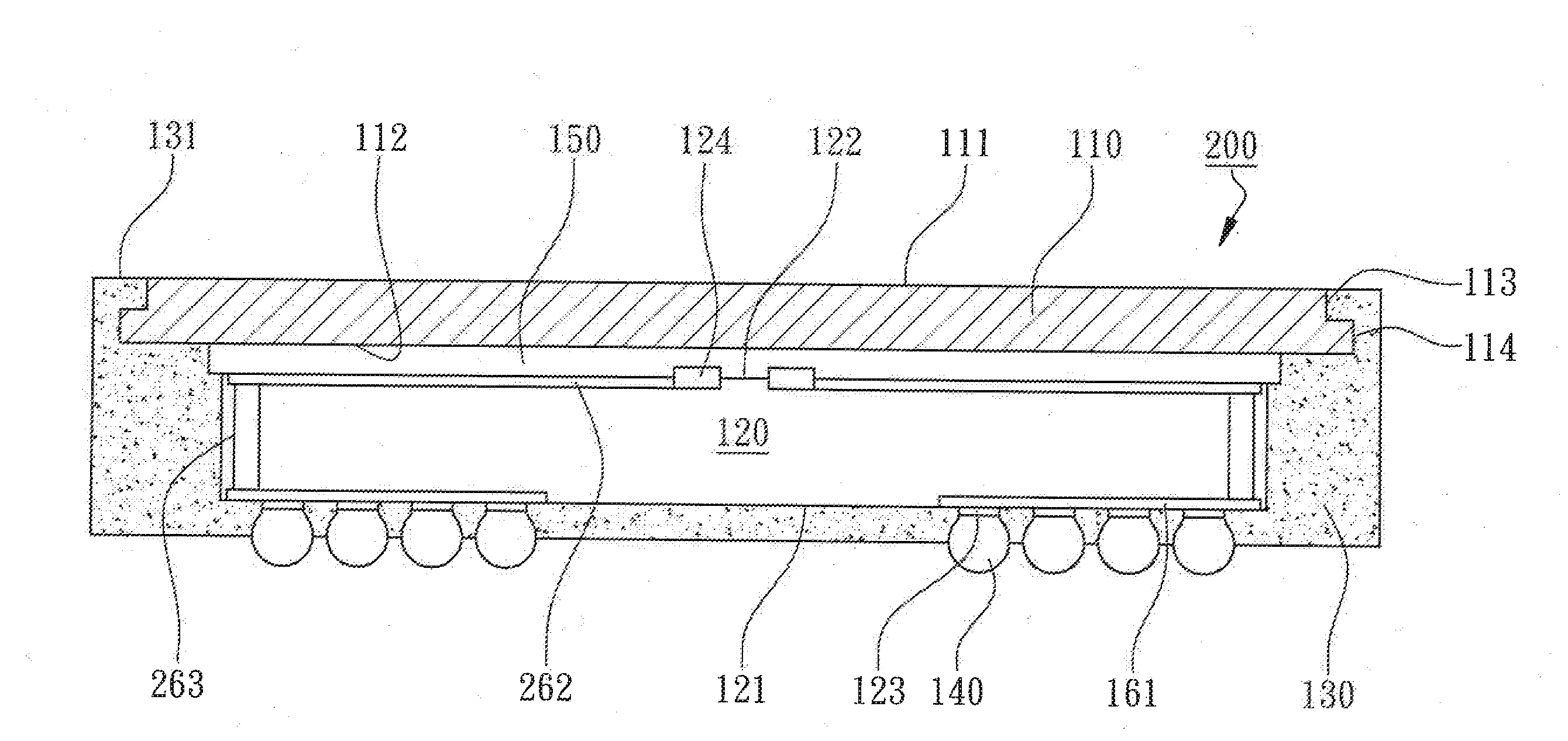 Substrateless packages with scribe disposed on heat spreader