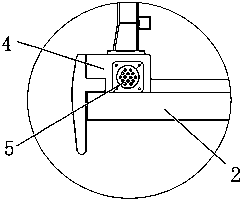 A performance adjustment device and construction method for large cantilever concrete flange of main girder