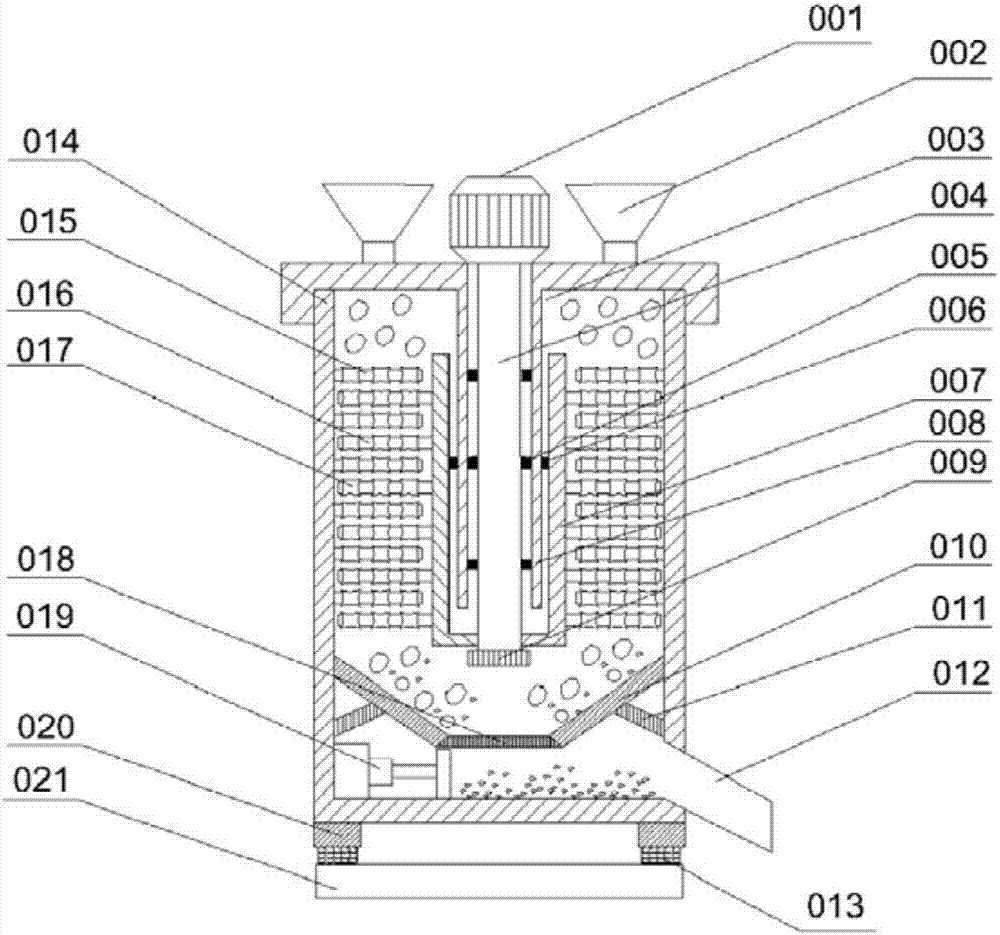 High-efficient crushing device for raw materials of thermal insulation bricks