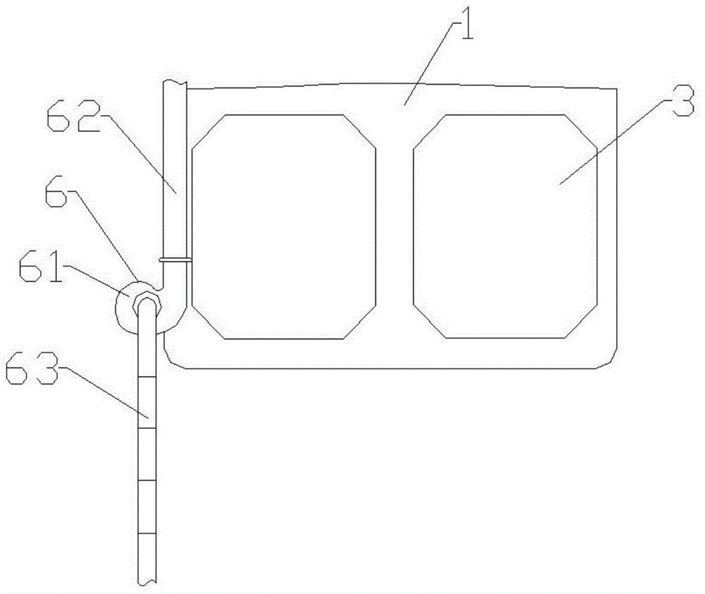 Floating liquefied natural gas production, storage and unloading device adaptive to adverse sea conditions