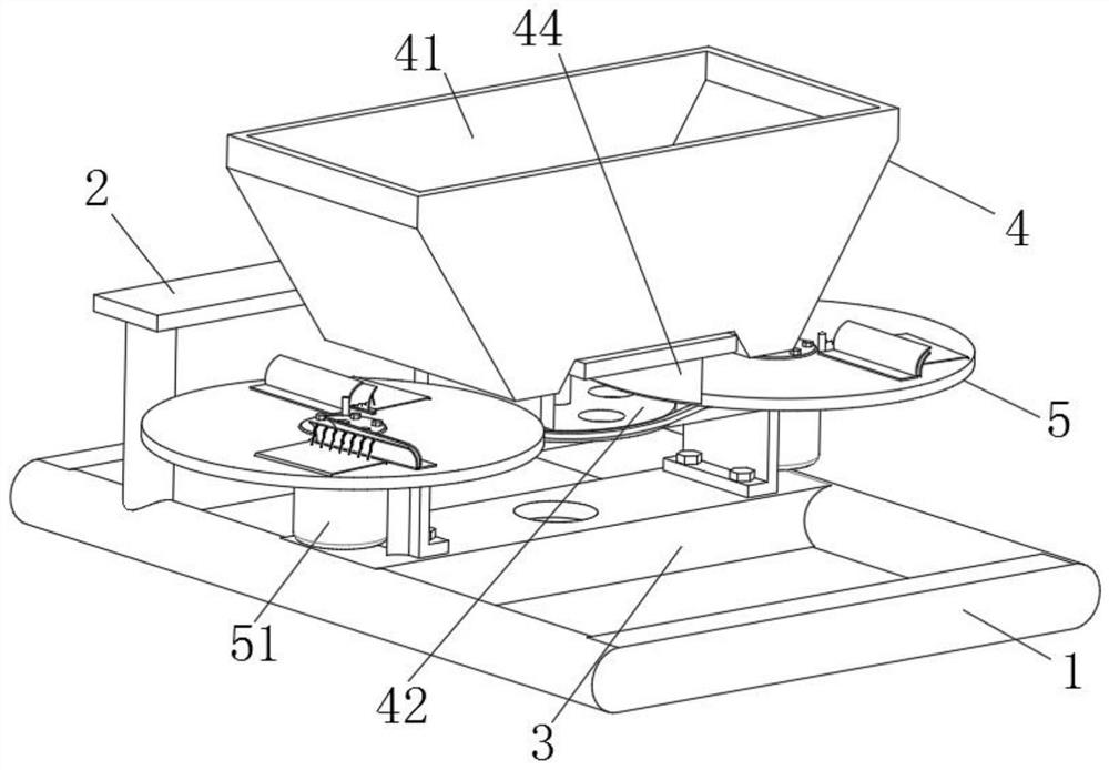 Double-disc fertilizer spreading mechanism for self-propelled plant protection machine