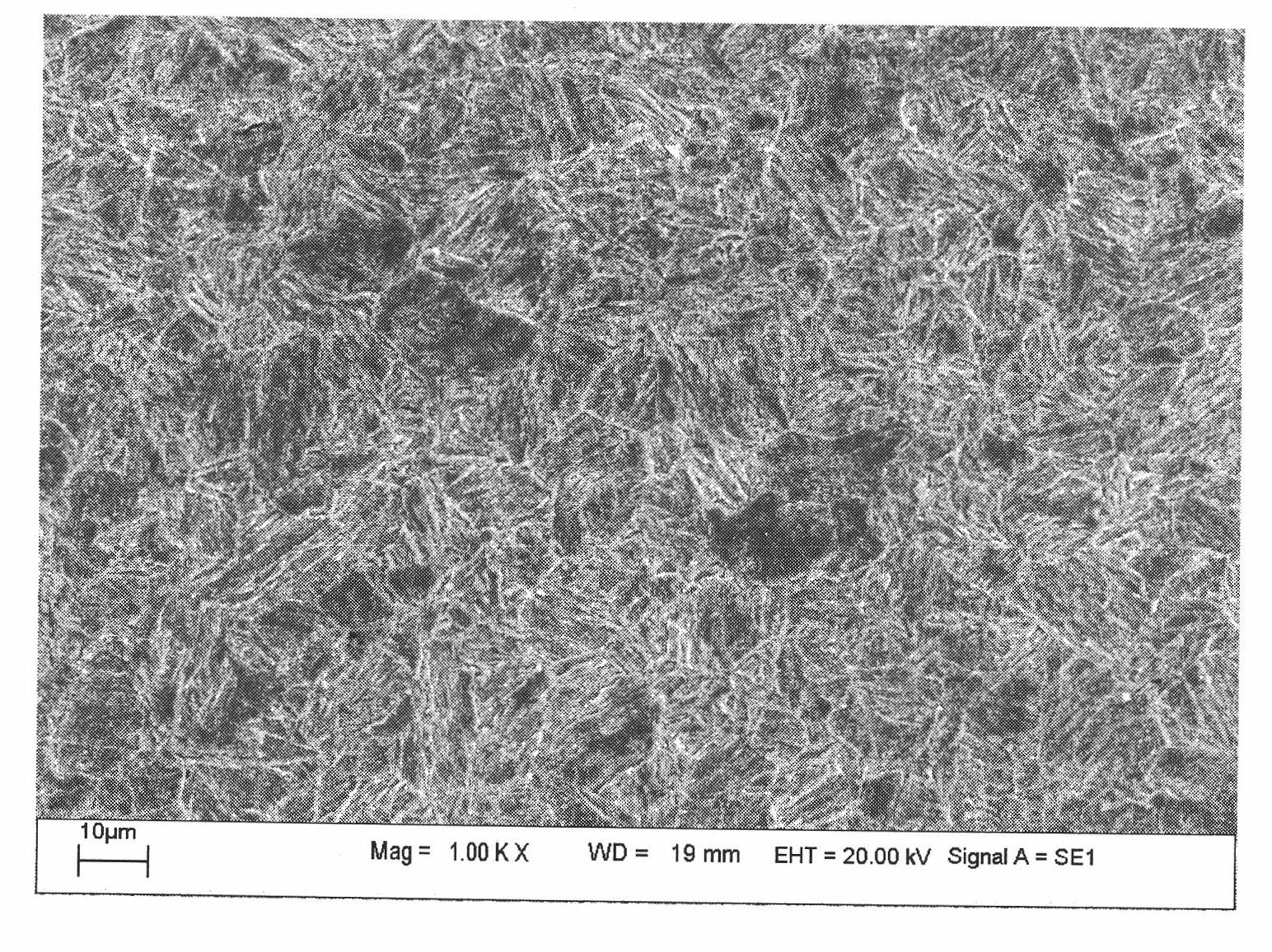 Bainite steel plate with high elongation, high strength and low carbon and production method thereof