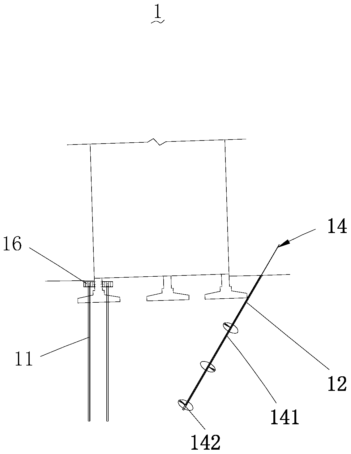 Deviation correcting and strengthening structure of inclined building and its construction method