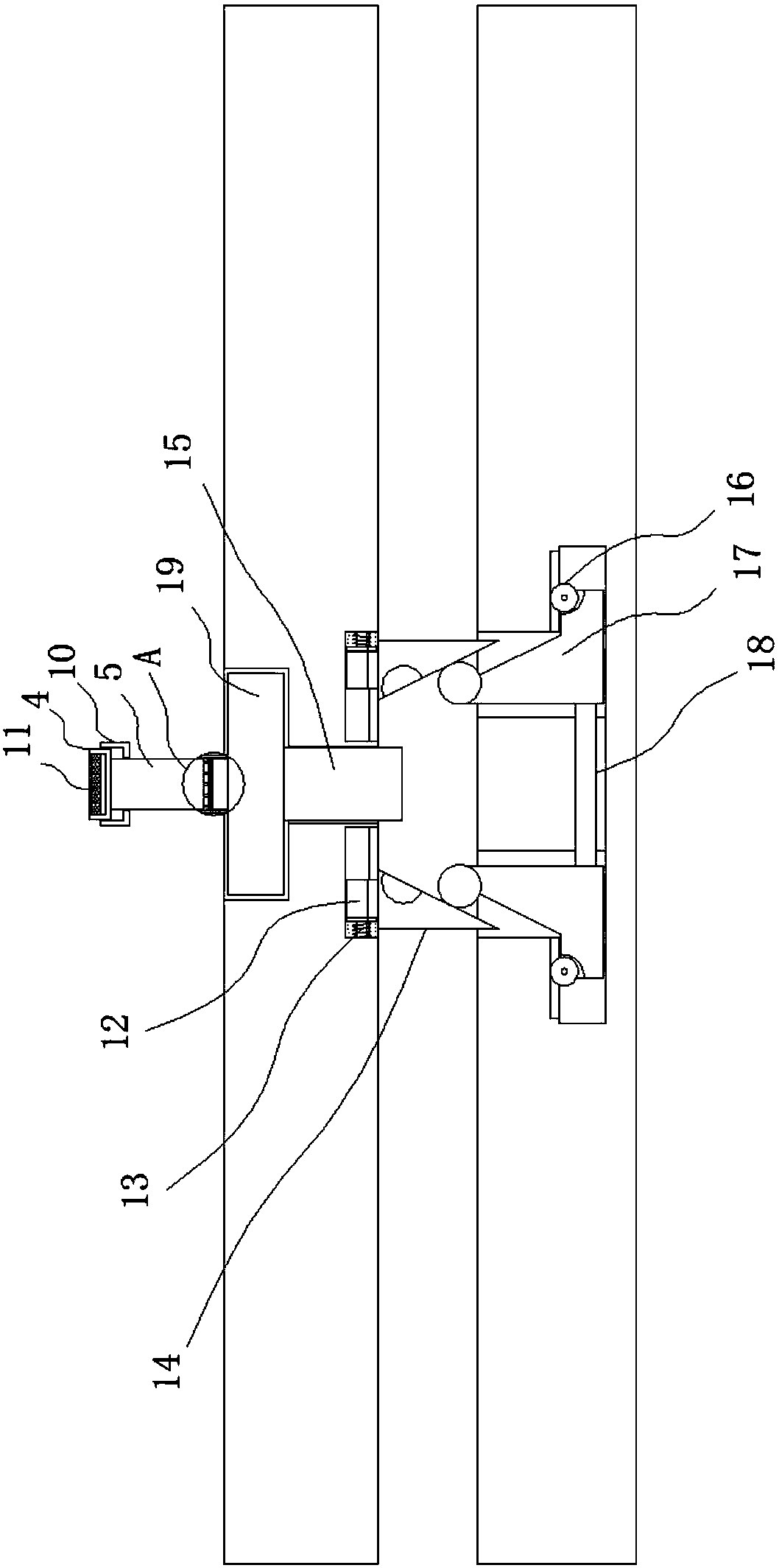 Device for synchronously feeding multiple inserts into mold