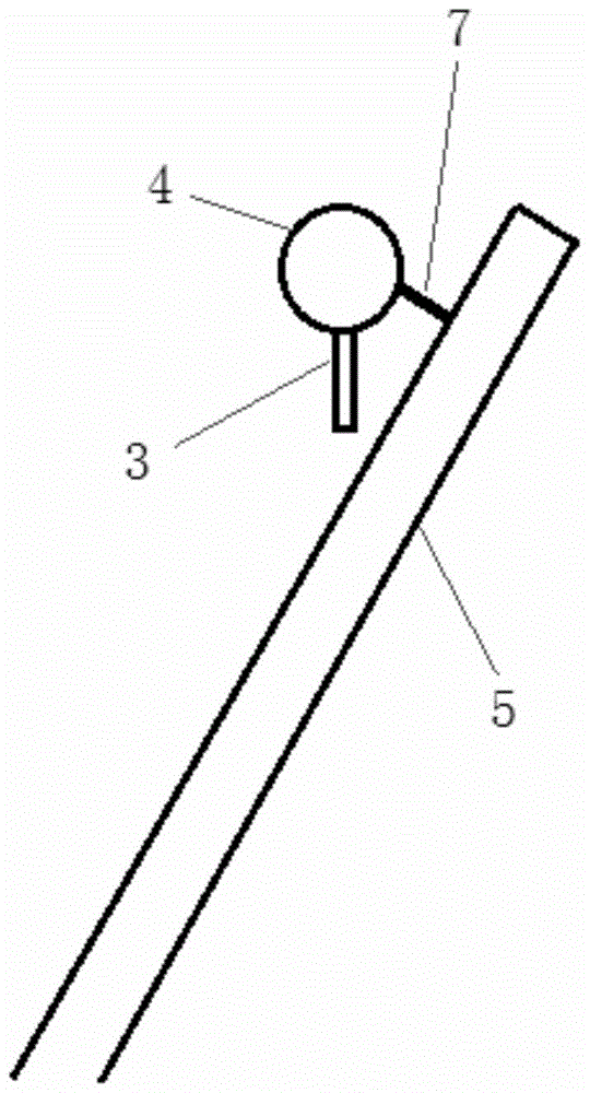 Surface cleaning robot for solar photovoltaic array and control method thereof