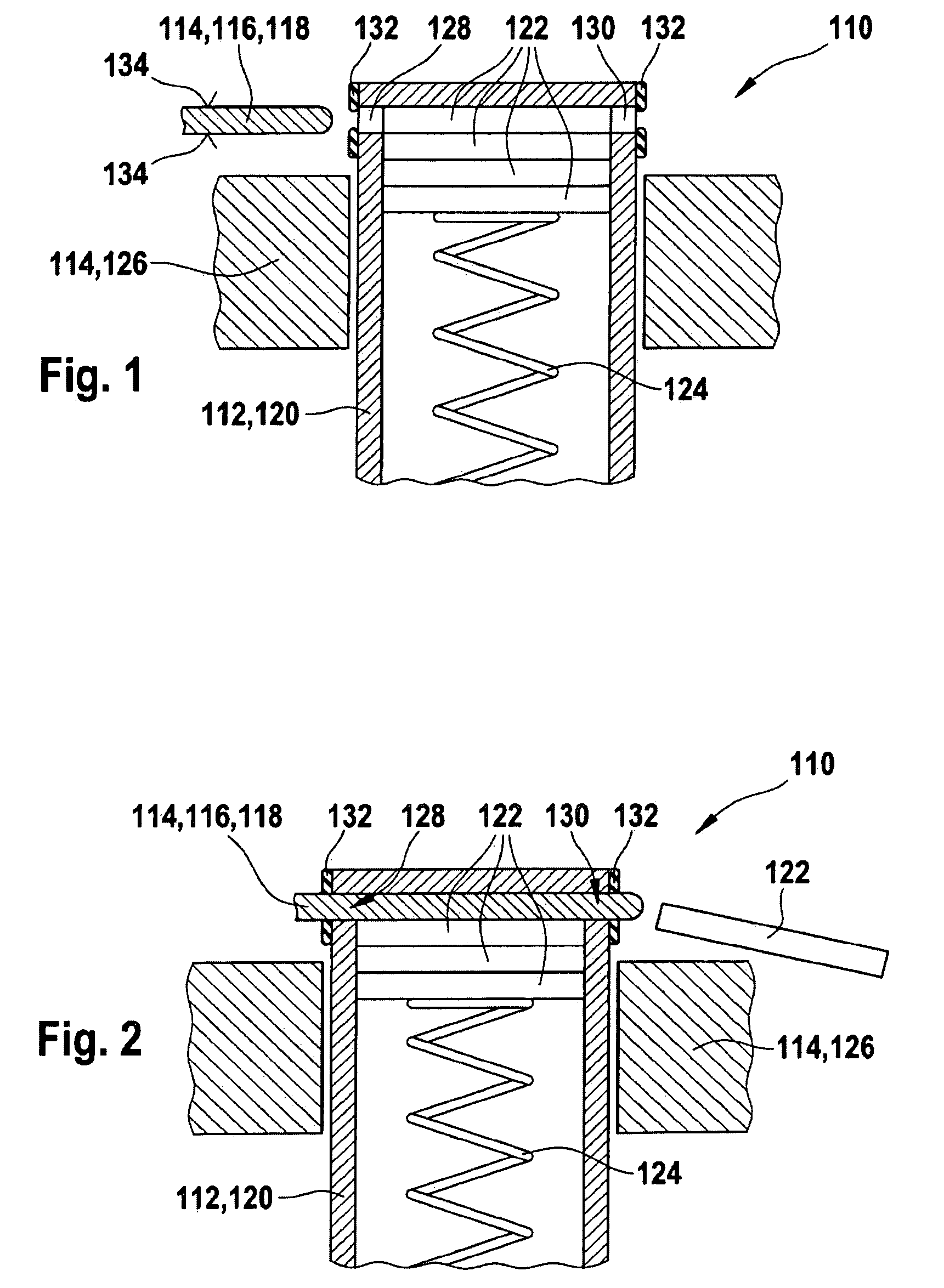 Analysis device with exchangeable test element magazine