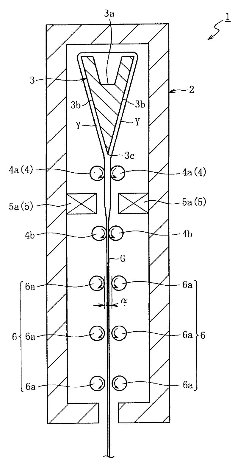 Glass ribbon producing apparatus and process for producing the same