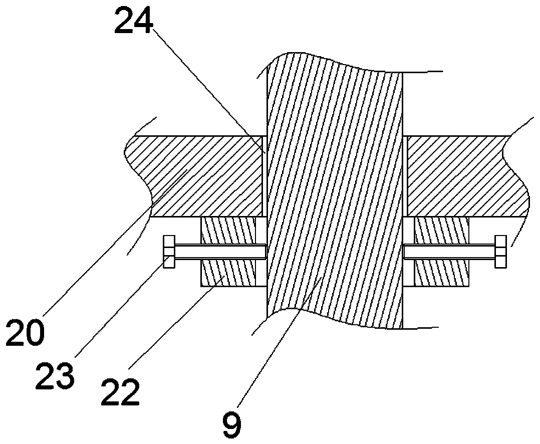 Tensile test device and heating device