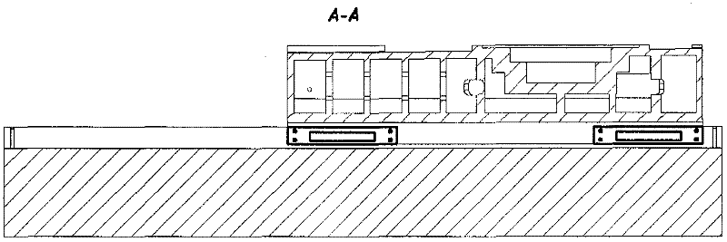 T-shaped hydrostatic guide rail for precision finishing machine tool