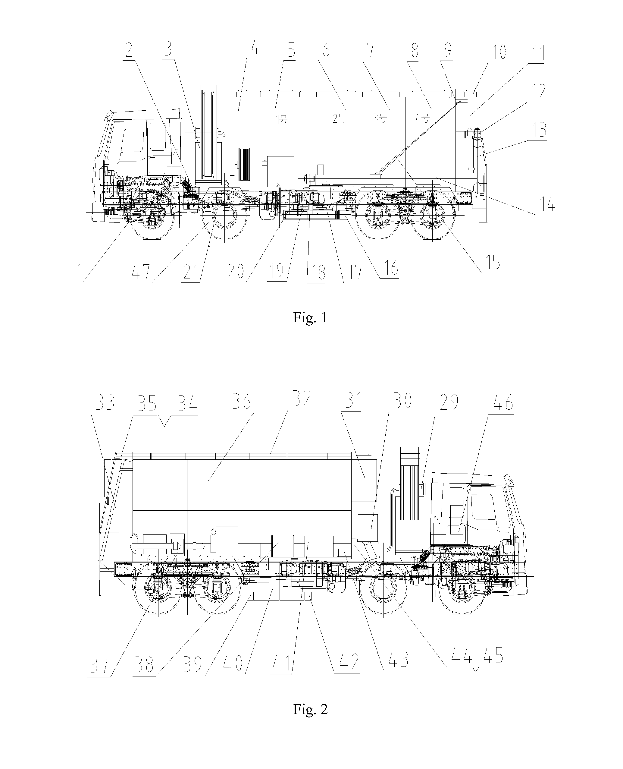 Site vehicle for mixing and loading multiple kinds of explosives with different detonation velocities