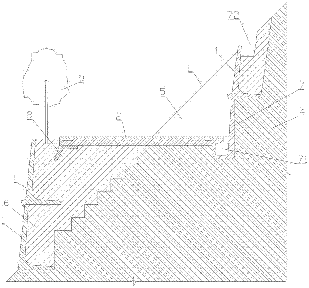 Combined component capable of reinforcing highway slope protection and reinforcing method